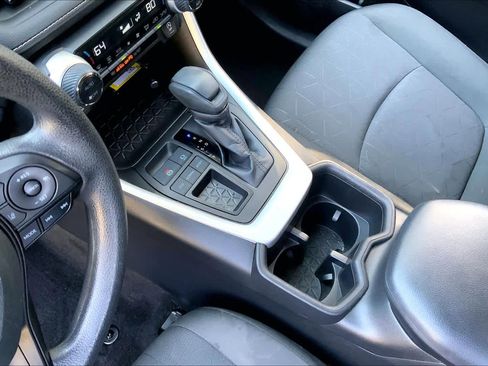 Used 2023 Toyota RAV4 XLE image 31