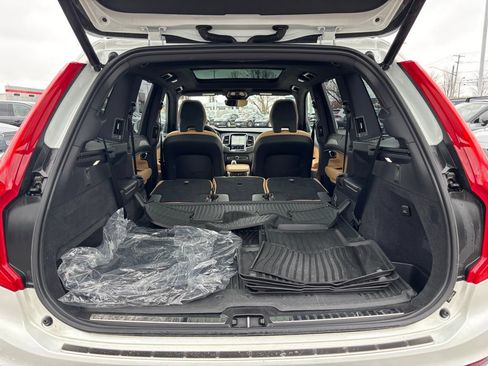 Certified 2024 Volvo XC90 B6 Ultimate AWD/4WD image 28
