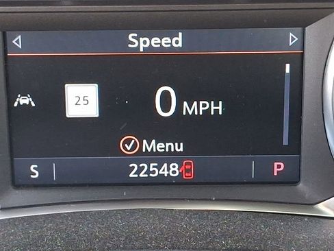 Used 2022 Chevrolet Equinox Premier image 20