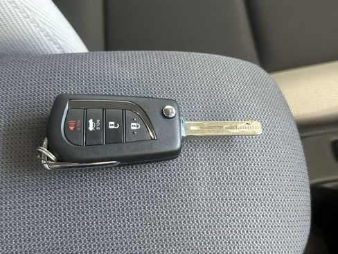 Used 2024 Toyota Corolla LE FWD image 28