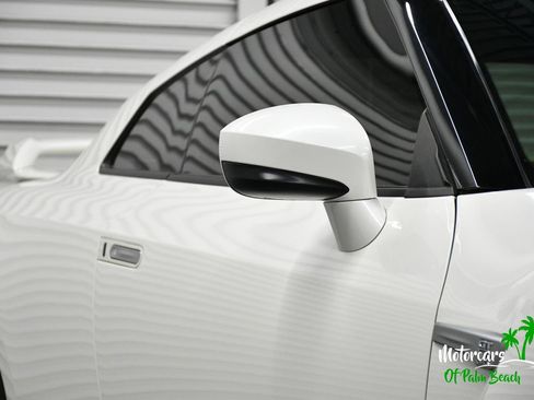 Used 2021 Nissan GT-R Premium image 13