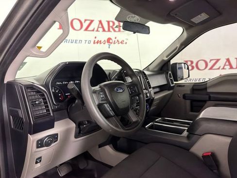 Used 2017 Ford F150 XL w/ Equipment Group 101A Mid RWD image 12