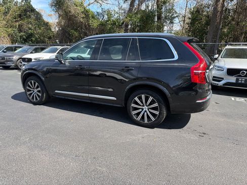 Certified 2025 Volvo XC90 B5 Core image 12