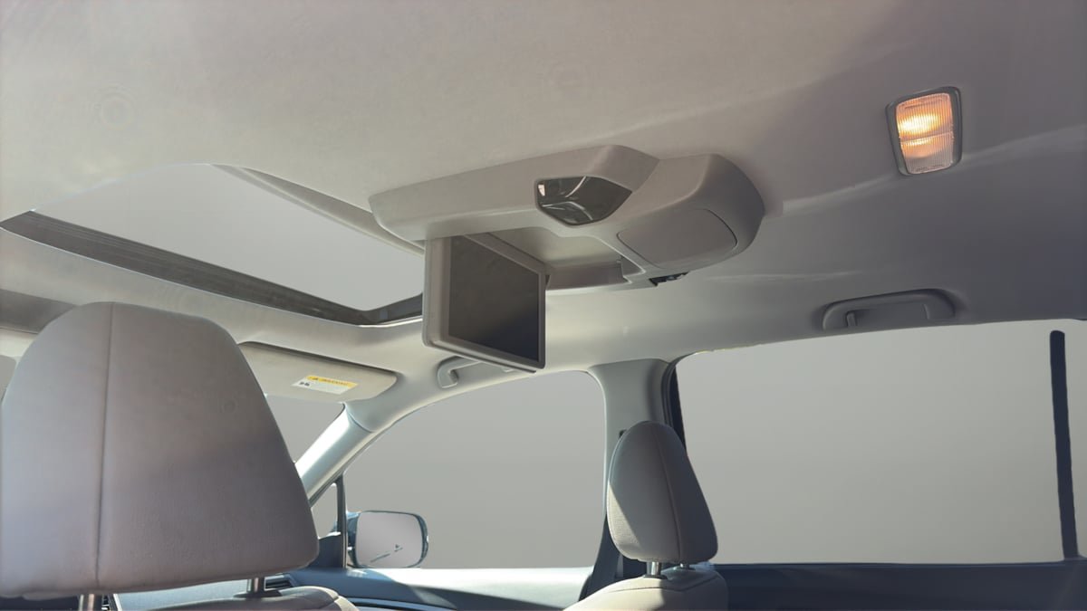 Used 2020 Honda Pilot Touring image 16