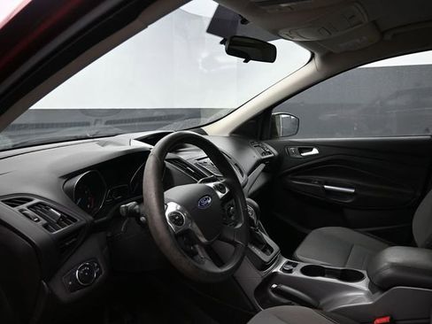 Used 2014 Ford Escape SE image 17