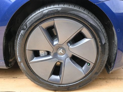 Used 2022 Tesla Model 3 RWD image 39
