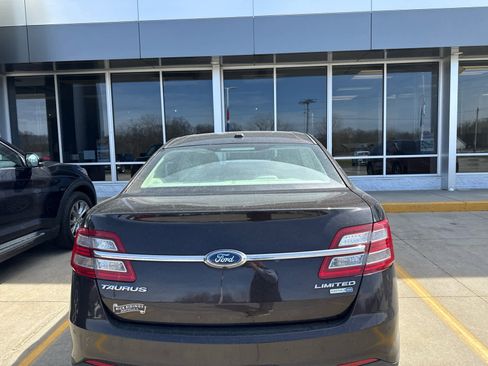 Used 2013 Ford Taurus Limited image 7