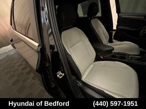 Used 2019 Volkswagen Jetta R-Line w/ R-Line Cold Weather Package FWD image 24