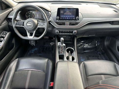 Certified 2024 Nissan Altima 2.5 SR image 13