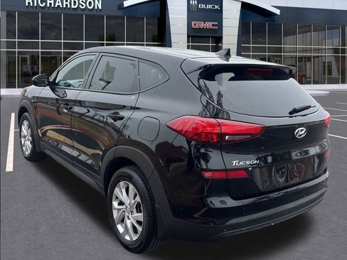 Used 2021 Hyundai Tucson SE image 3
