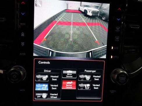 Used 2020 RAM 2500 Laramie w/ Night Edition AWD/4WD image 31
