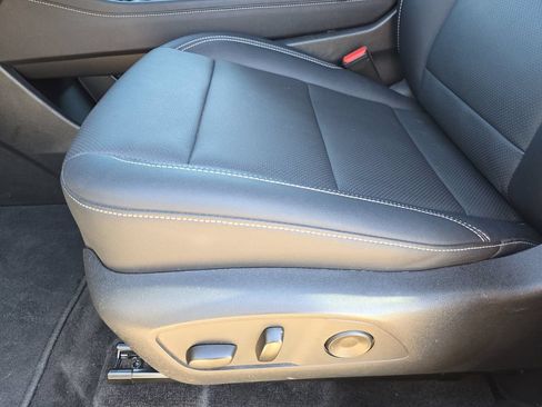 Used 2026 Chevrolet Traverse LT AWD/4WD image 30