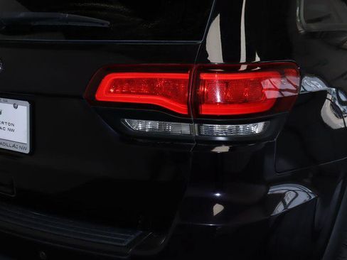 Used 2020 Jeep Grand Cherokee Limited w/ Luxury Group II AWD/4WD image 14