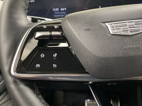 Used 2025 Cadillac Optiq Sport 2 w/ LPO, Floor Liner Package image 22