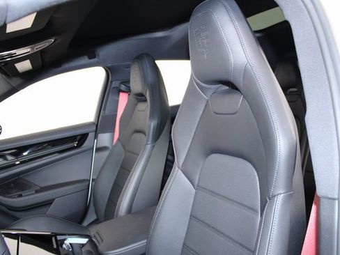 New 2025 Porsche Panamera 4 image 15