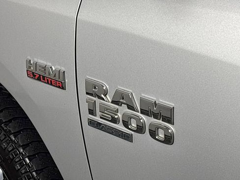 Used 2019 RAM 1500 Tradesman w/ Tradesman SXT Package AWD/4WD image 23