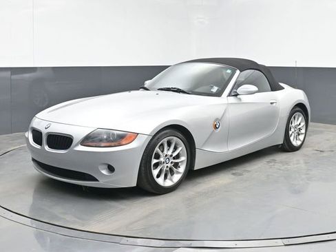 Used 2003 BMW Z4 2.5i image 10