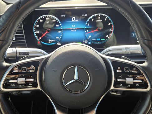 Used 2022 Mercedes-Benz GLS 450 4MATIC image 23