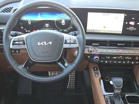 Used 2025 Kia Telluride SX Prestige X-Line image 25