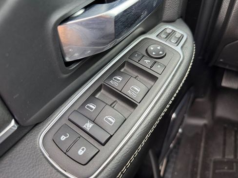 Used 2024 RAM 2500 Laramie w/ Safety Group AWD/4WD image 26