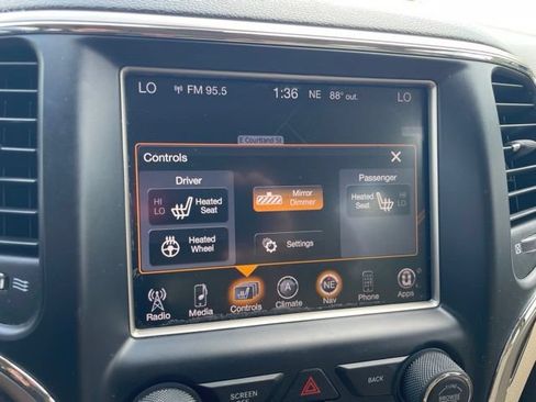 Used 2014 Jeep Grand Cherokee Limited w/ Trailer Tow Group IV AWD/4WD image 10