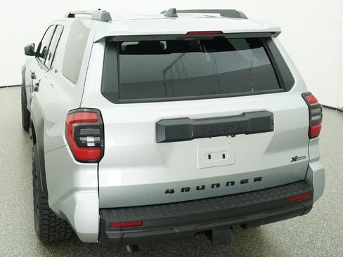 New 2026 Toyota 4Runner SR5 AWD/4WD image 6