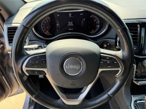 Used 2020 Jeep Grand Cherokee Limited w/ Luxury Group II image 14