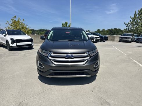 Used 2016 Ford Edge SEL w/ Equipment Group 201A FWD image 3