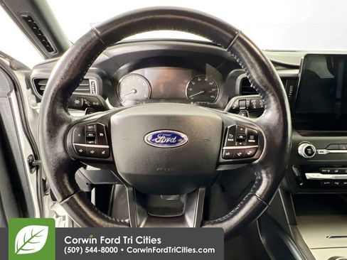 Used 2020 Ford Explorer XLT w/ Comfort Package AWD/4WD image 8