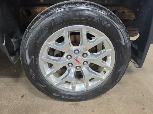 Used 2017 GMC Sierra 1500 SLT w/ Max Trailering Package AWD/4WD image 30