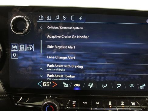 Used 2024 Chevrolet Blazer EV LT image 19