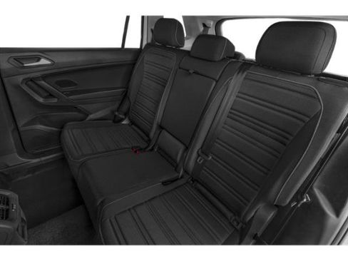 Used 2022 Volkswagen Tiguan S FWD image 13