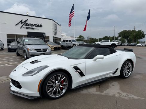 Used 2017 Chevrolet Corvette Grand Sport RWD image 1