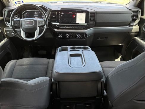 Used 2023 GMC Sierra 1500 Elevation w/ X31 Off-Road Package AWD/4WD image 9