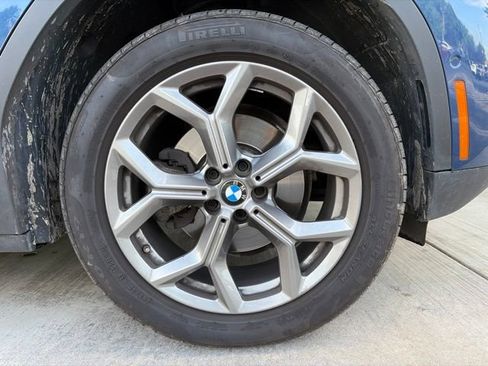 Used 2023 BMW X3 xDrive30i w/ Premium Package w/ZPA AWD/4WD image 6