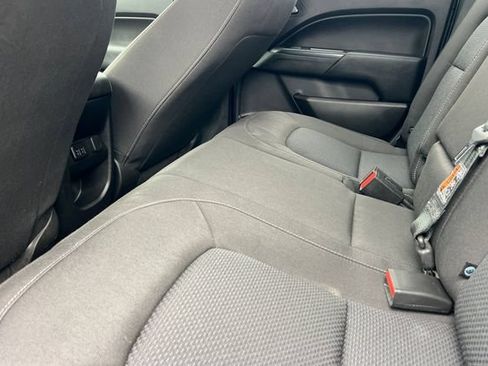 Used 2018 Chevrolet Colorado LT RWD image 14