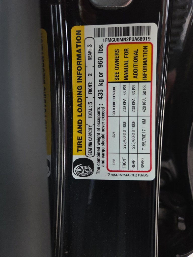 Used 2023 Ford Escape ST-Line w/ Tech Pack #1 FWD image 17
