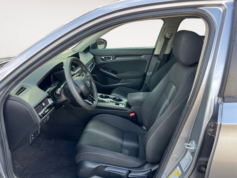 Used 2023 Honda Civic LX image 9