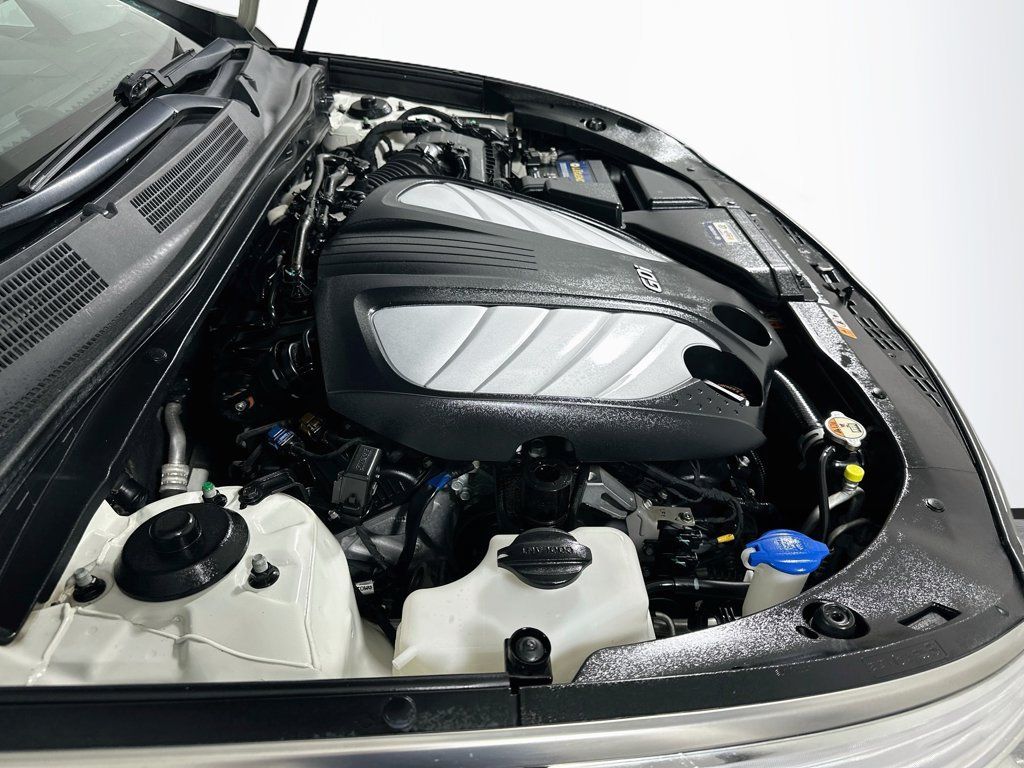 Used 2017 Hyundai Azera FWD image 23