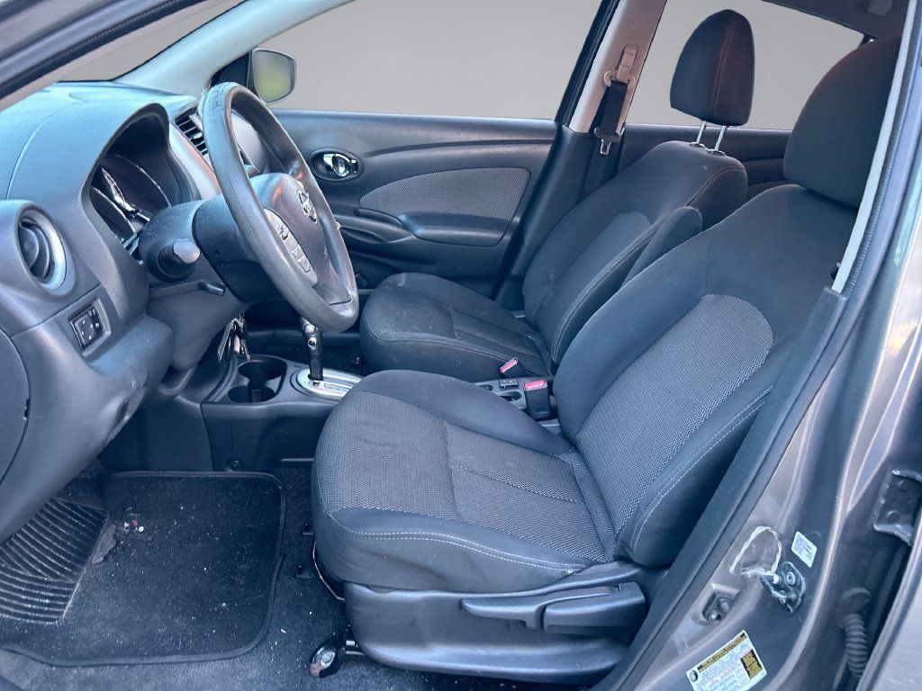 Used 2016 Nissan Versa SV FWD image 11