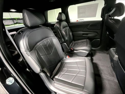 New 2027 Kia Telluride EX image 17