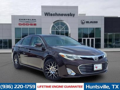 Used 2014 Toyota Avalon Limited w/ Technology Package
