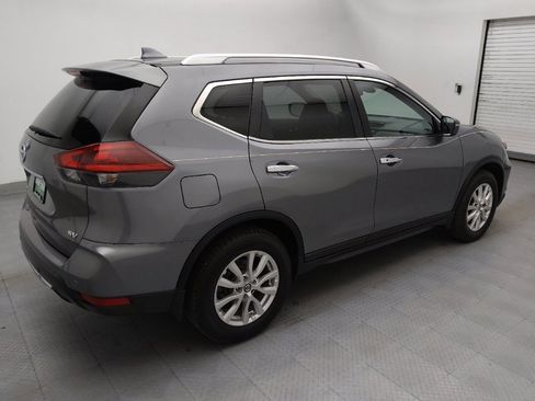 Used 2020 Nissan Rogue SV FWD image 10