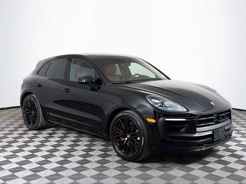 Used 2024 Porsche Macan GTS image 3