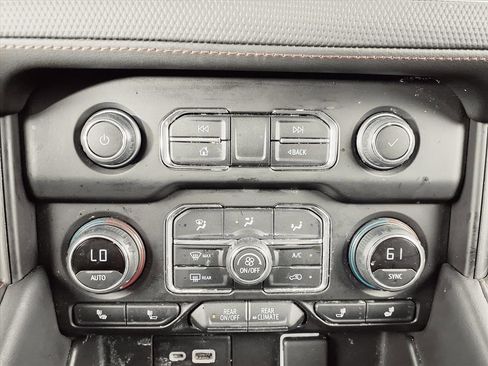 Used 2022 Chevrolet Tahoe RST w/ Luxury Package image 6