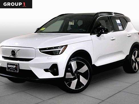 Used 2023 Volvo XC40 Recharge Ultimate w/ Protection Package Premier AWD/4WD image 1