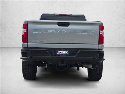 Used 2024 Chevrolet Silverado 2500 W/T AWD/4WD image 8