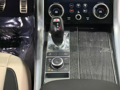 Certified 2022 Land Rover Range Rover Sport HSE Dynamic image 17