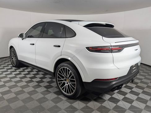Certified 2023 Porsche Cayenne Platinum Edition AWD/4WD image 3