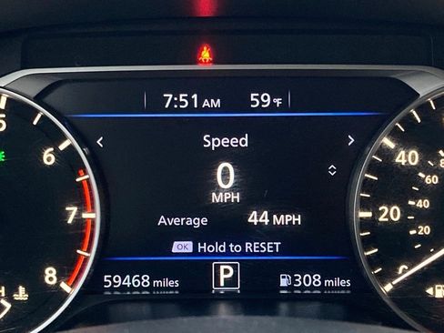 Used 2024 Nissan Altima 2.5 SV image 14